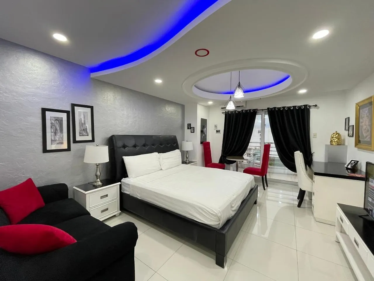 Studio At Kandi Palace Near Walking Street Angeles